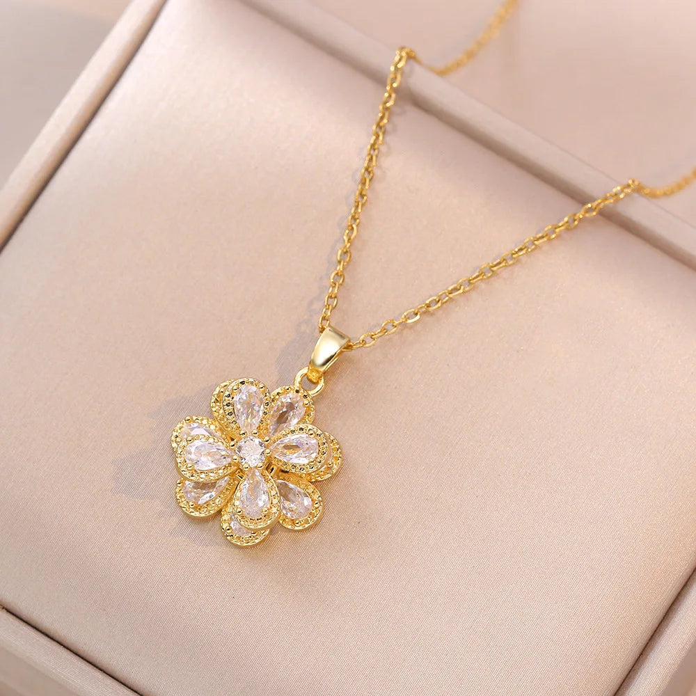 FloraSpin Necklace