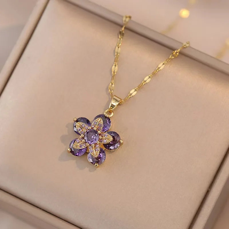 FloraSpin Necklace