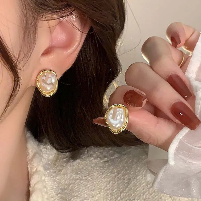 Geometric Pearl Earrings